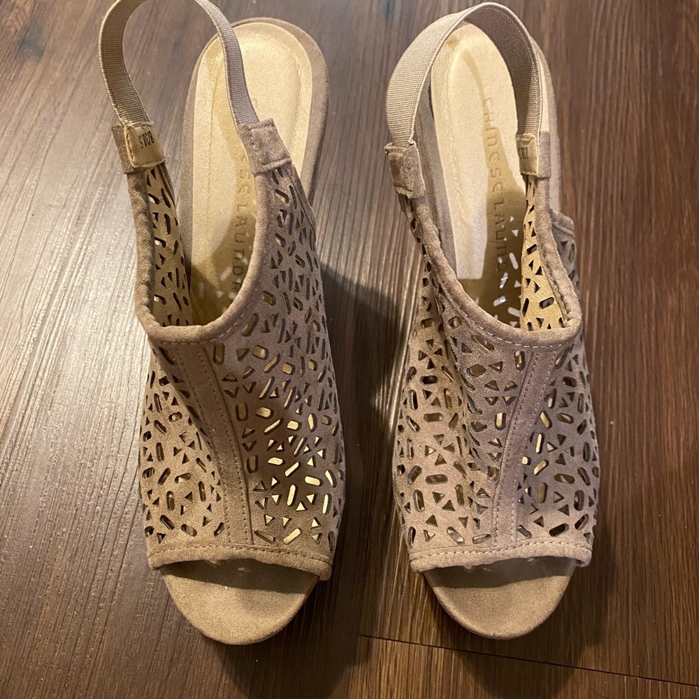 Tan Wedges